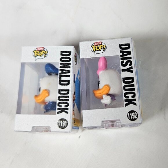 Bitty Pop Donald Duck #1191 and Daisy Duck #1192 Vinyl Figures Set of 2 Disney - Picture 2 of 7
